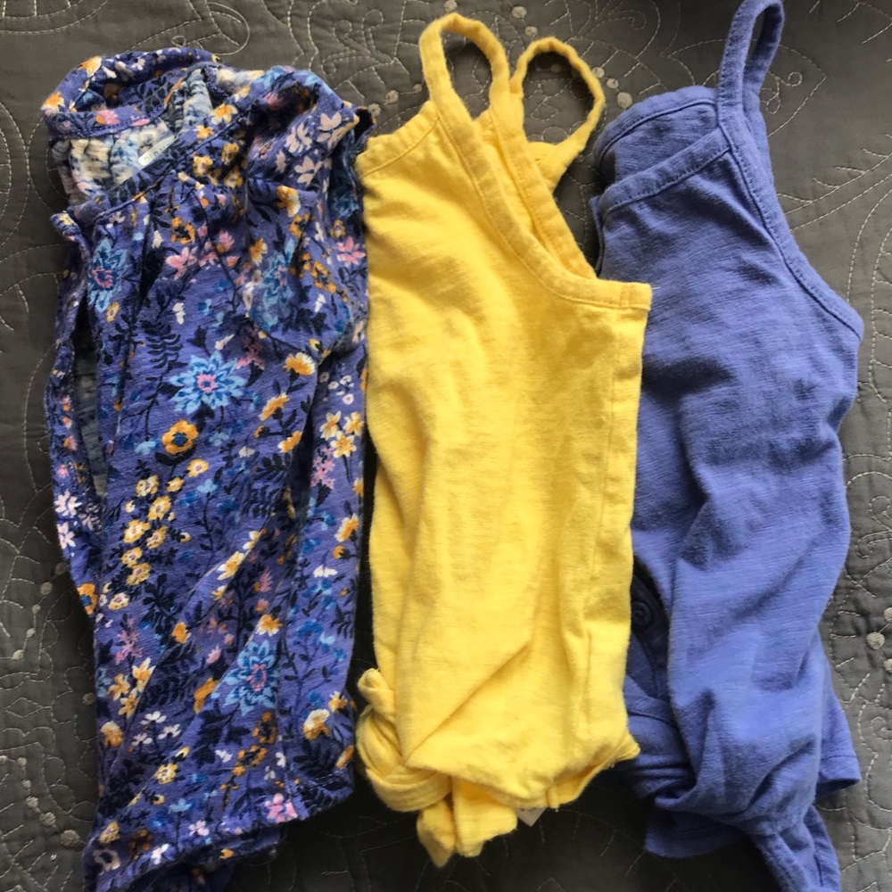 Old Navy tops